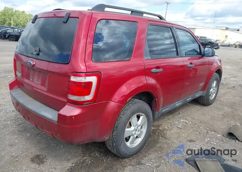 2008 Ford Escape Xls z USA, uszkodzony, nr VIN 1FMCU02ZX8KA91531